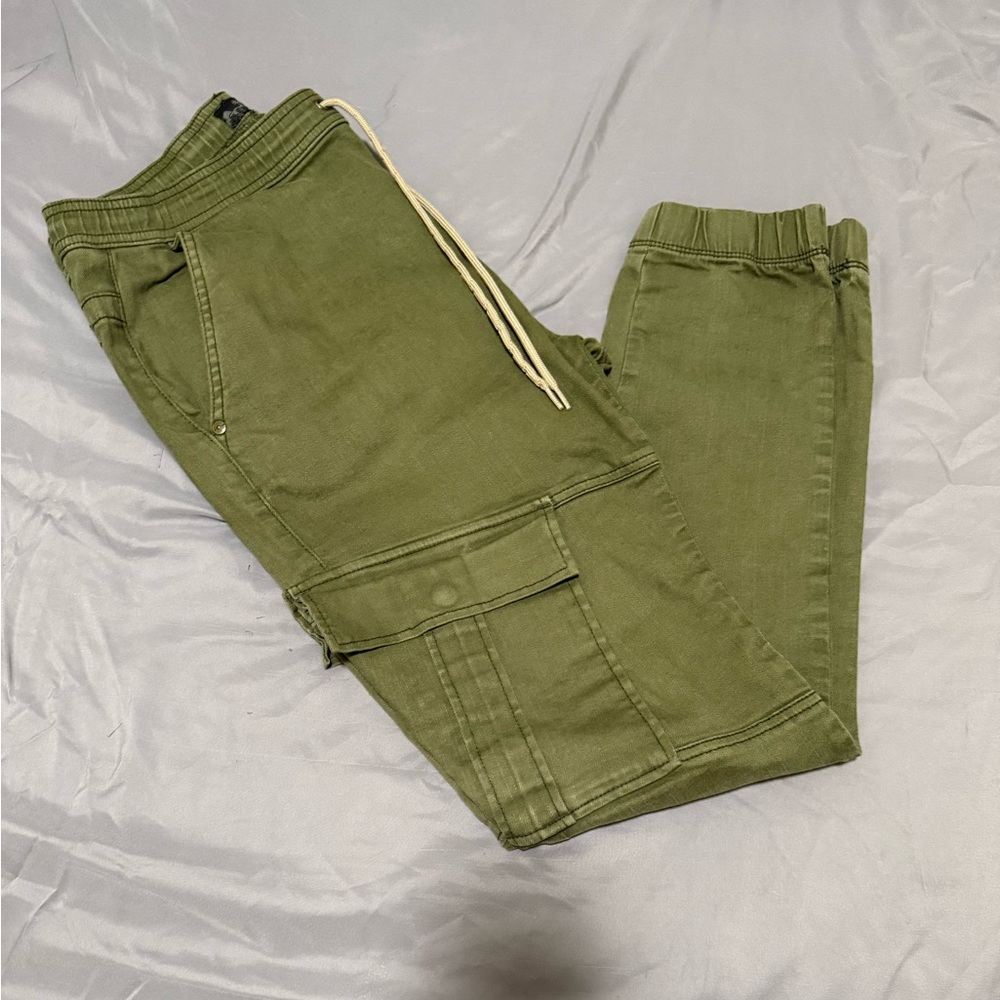 G by Guess Men’s Olive Green Cargo Jogger Pants